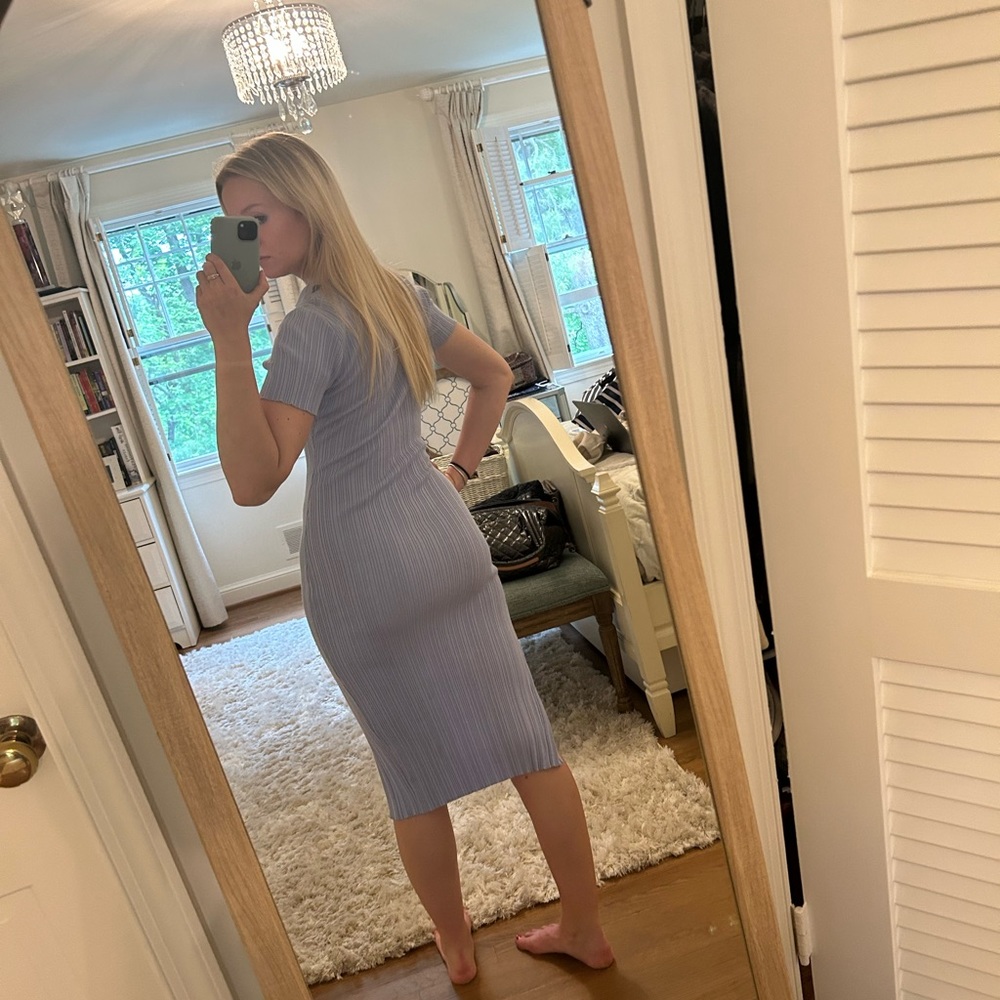 Bodycon lavender dress - Picture 3 of 4